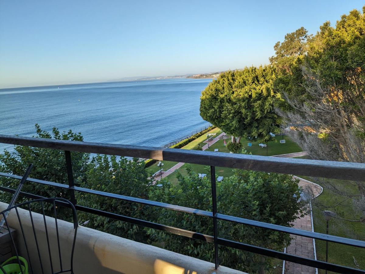 Seaside View Apartment เอสเตโปนา ภายนอก รูปภาพ